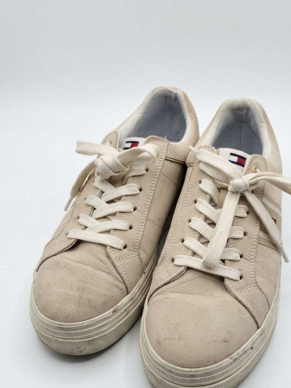 Tommy Hilfiger Women’s Beige Suede Low-Top Sneakers